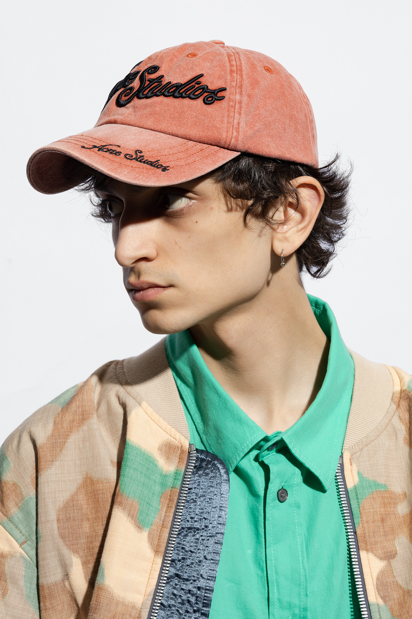 SchaferandweinerShops Armenia - Red classic cap with logo